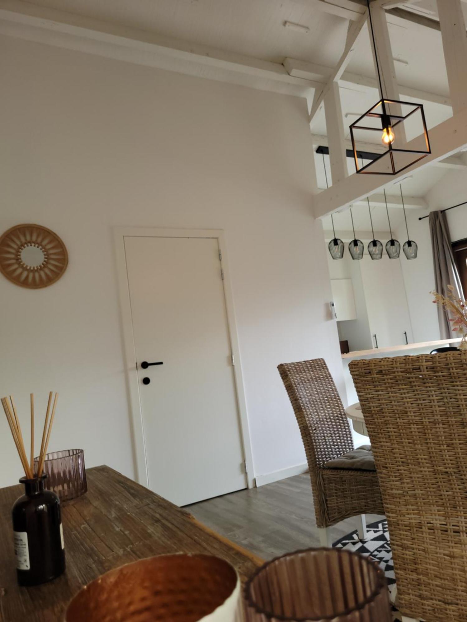 Rustig Gelegen Chalet Kapeki Met Tuin Aan Het Water 질 외부 사진